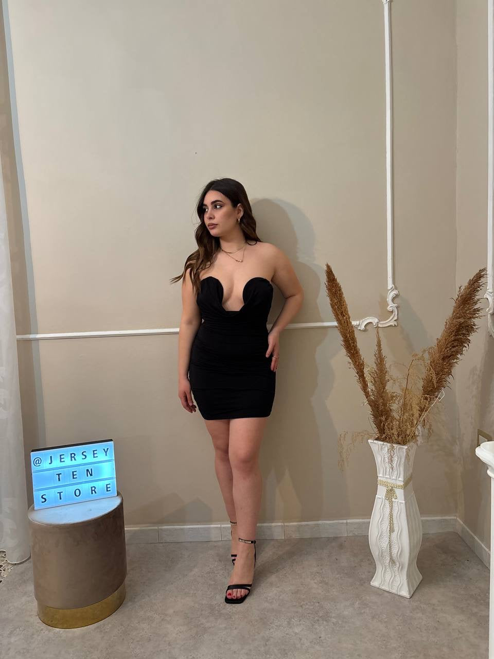 DRESS NIRVANA